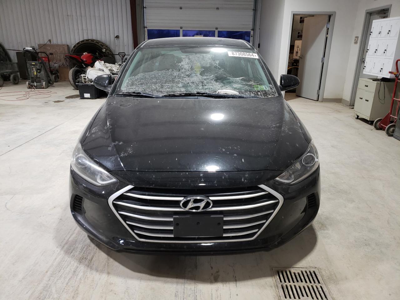 2018 Hyundai Elantra - Image 5