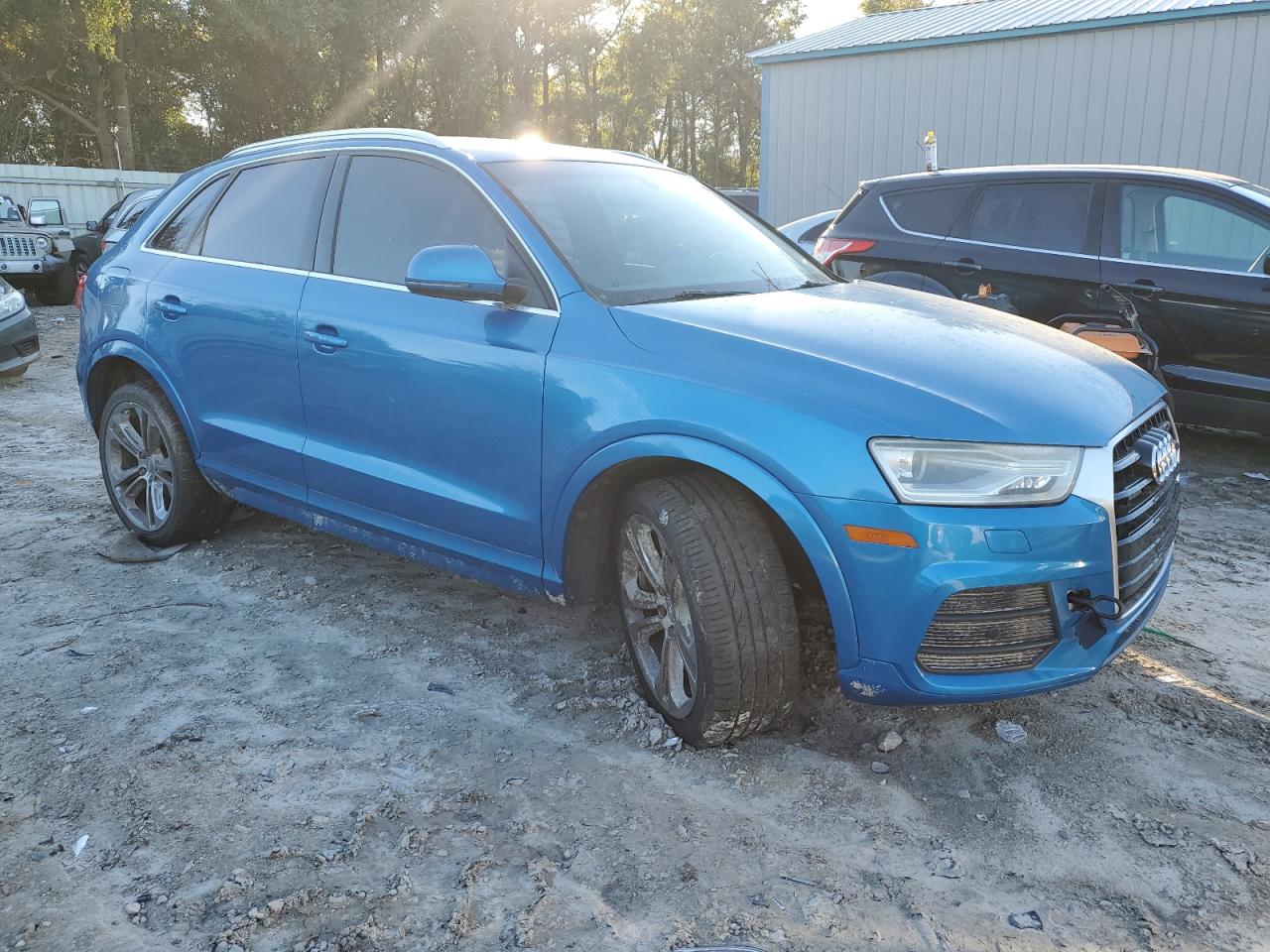 VIN WA1EFCFS1GR003925 2016 AUDI Q3 no.4