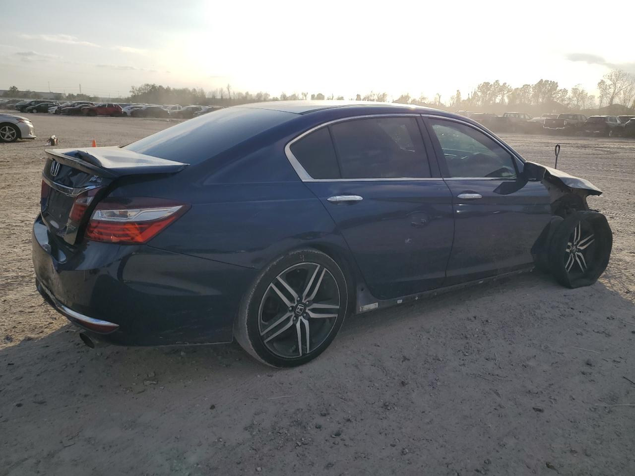 2016 Honda Accord - Image 3
