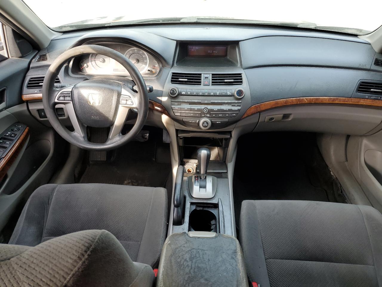 2011 Honda Accord - Image 8
