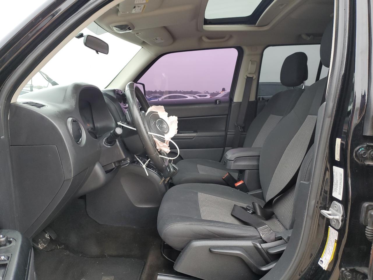 2013 Jeep Liberty (Patriot) - Image 7