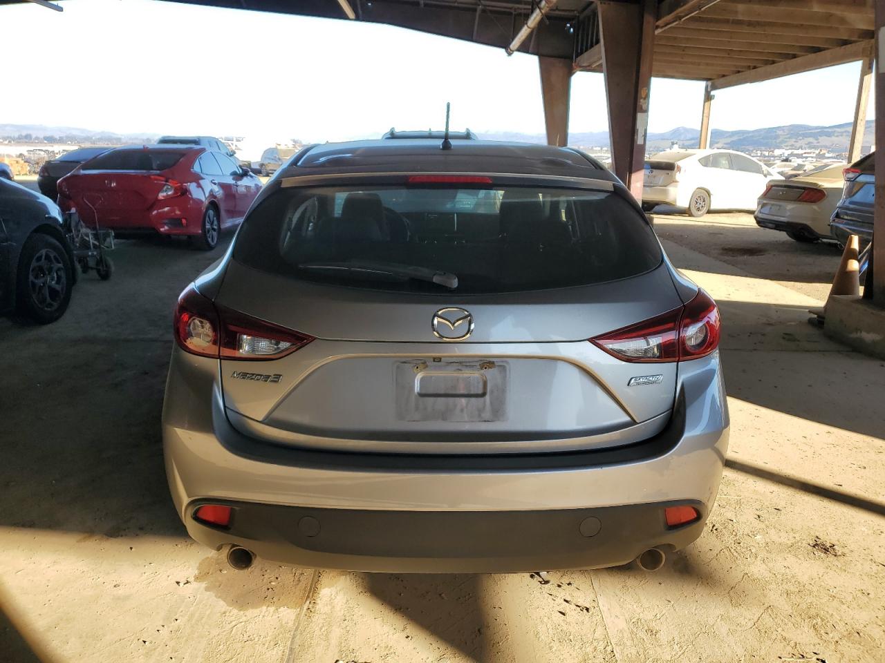2016 Mazda 3 - Image 6