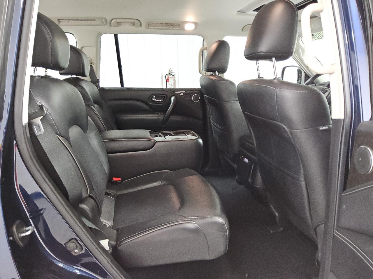 2021 Infiniti QX80 - Image 11