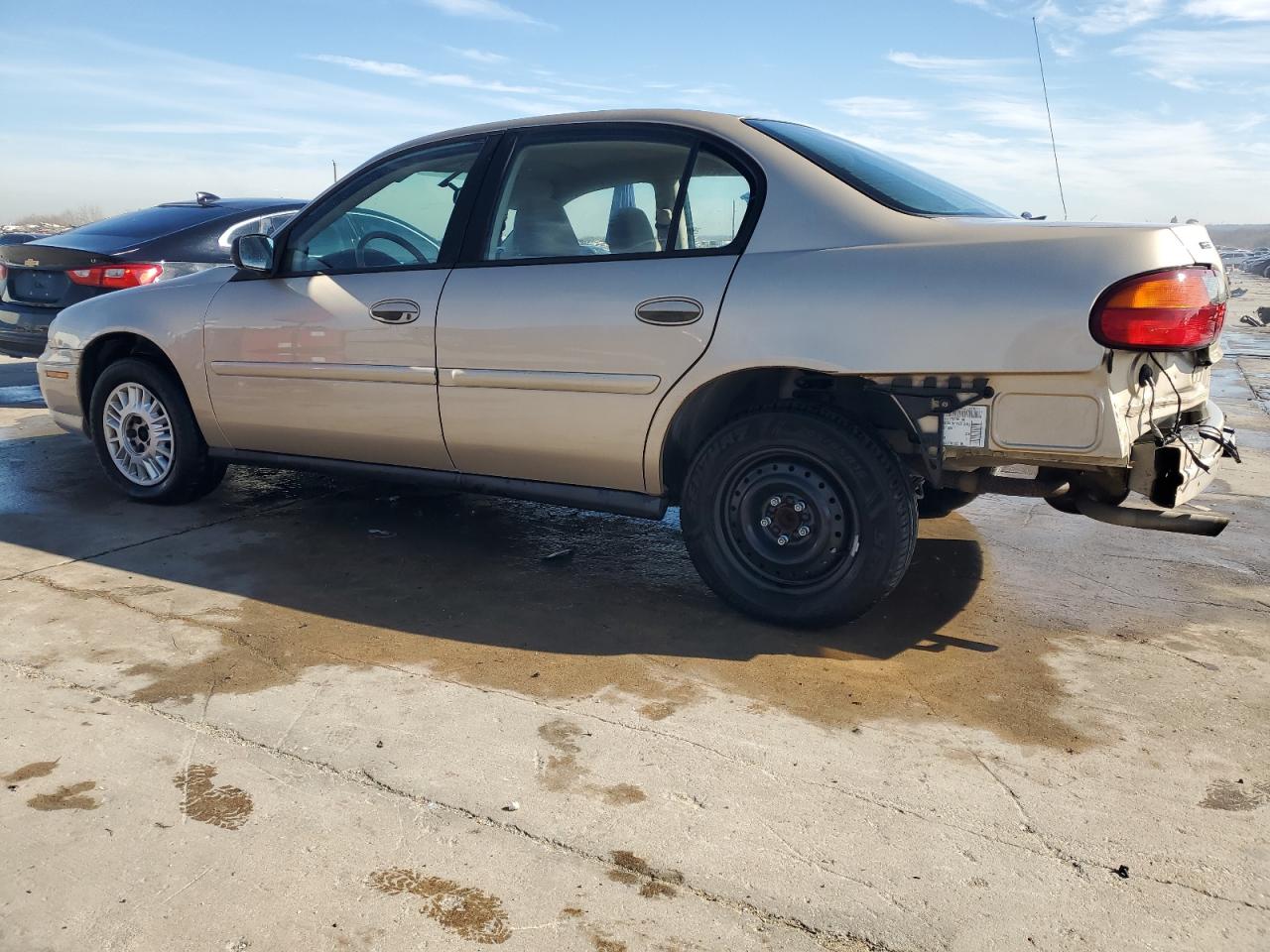 2005 Chevrolet Malibu - Image 2