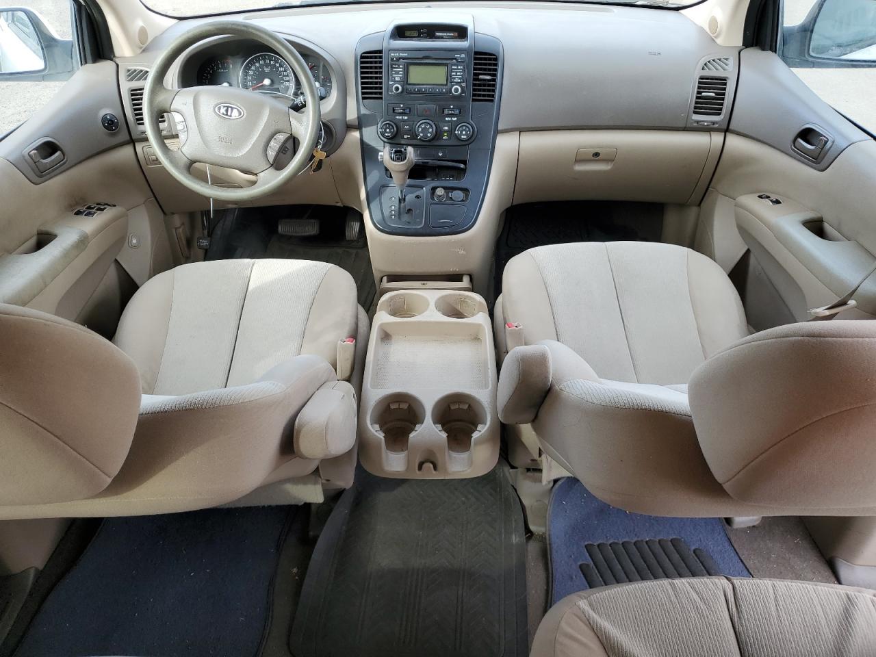 2012 Kia Sedona - Image 8