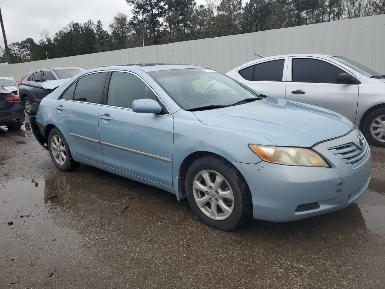 2009 Toyota Camry - Image 4