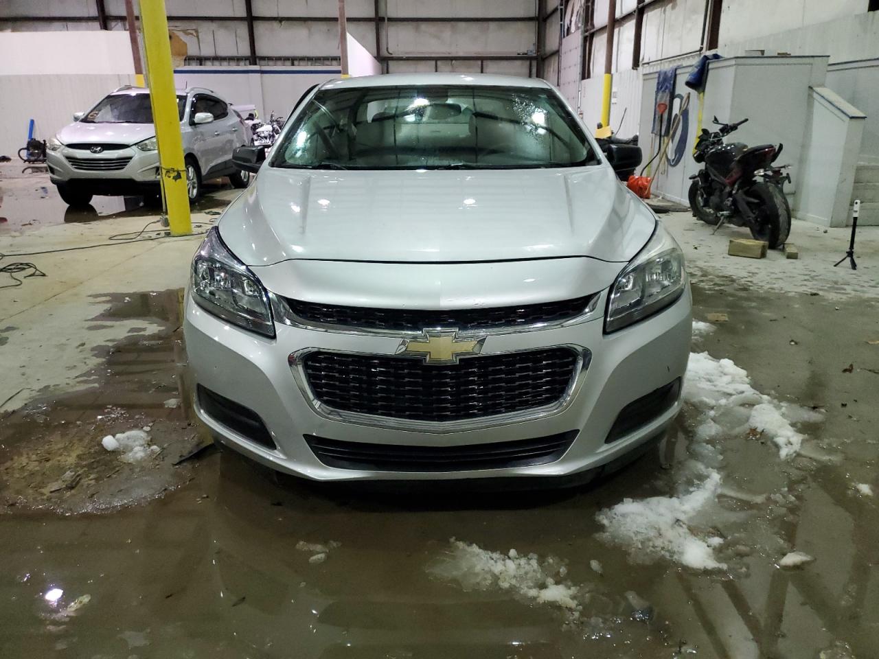 2014 Chevrolet Malibu - Image 5