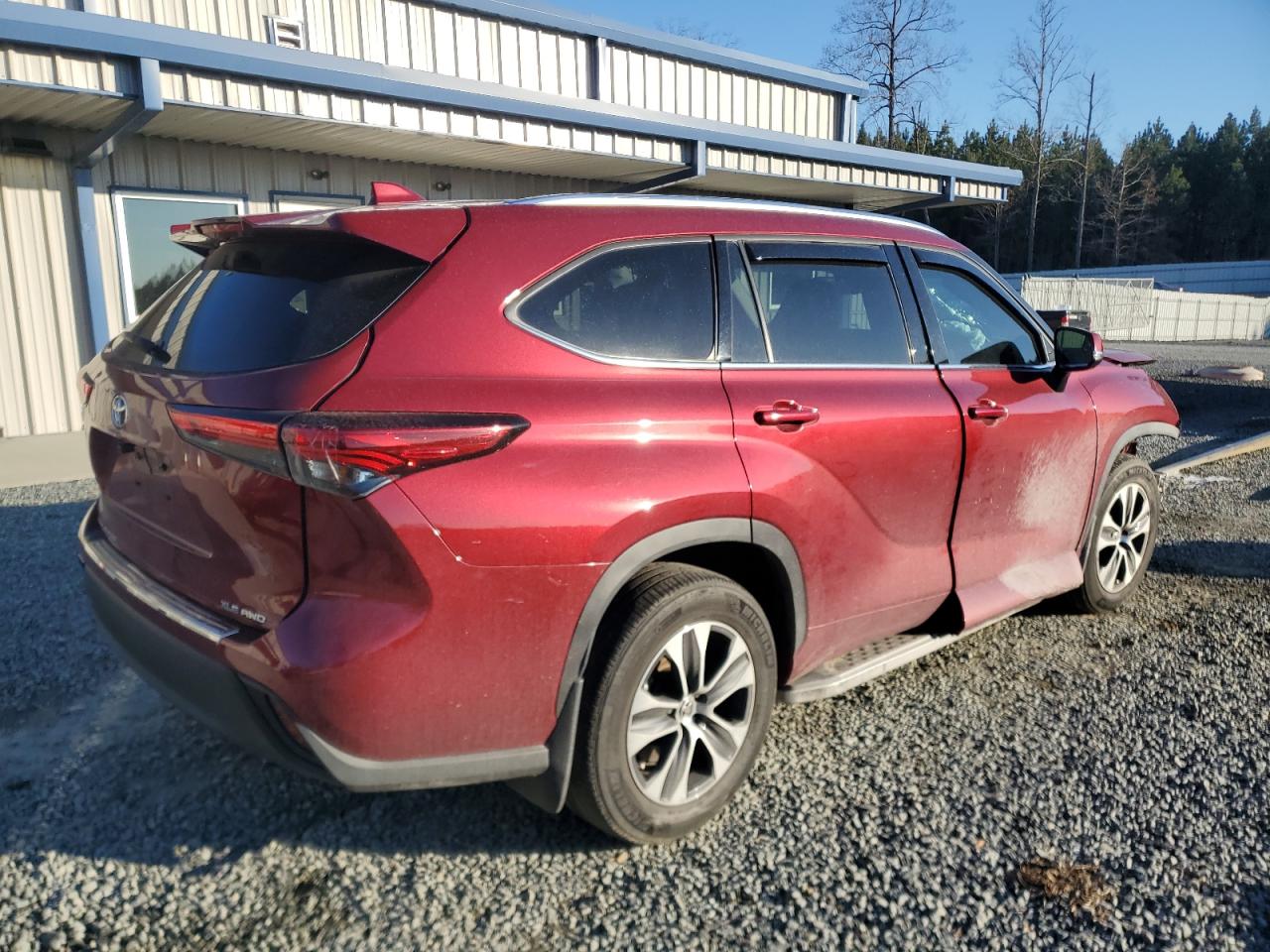 2020 Toyota Highlander - Image 3