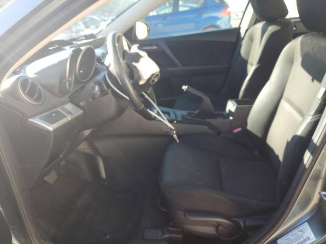 Седани MAZDA 3 2012 Зелений