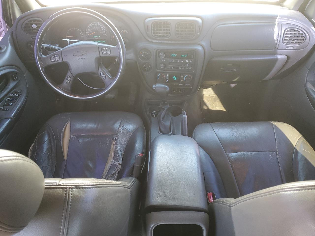 2004 Chevrolet TrailBlazer - Image 8