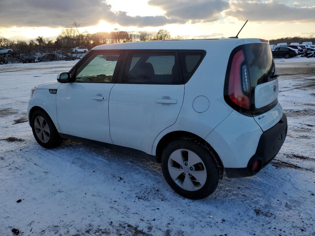 2016 Kia Soul - Image 2
