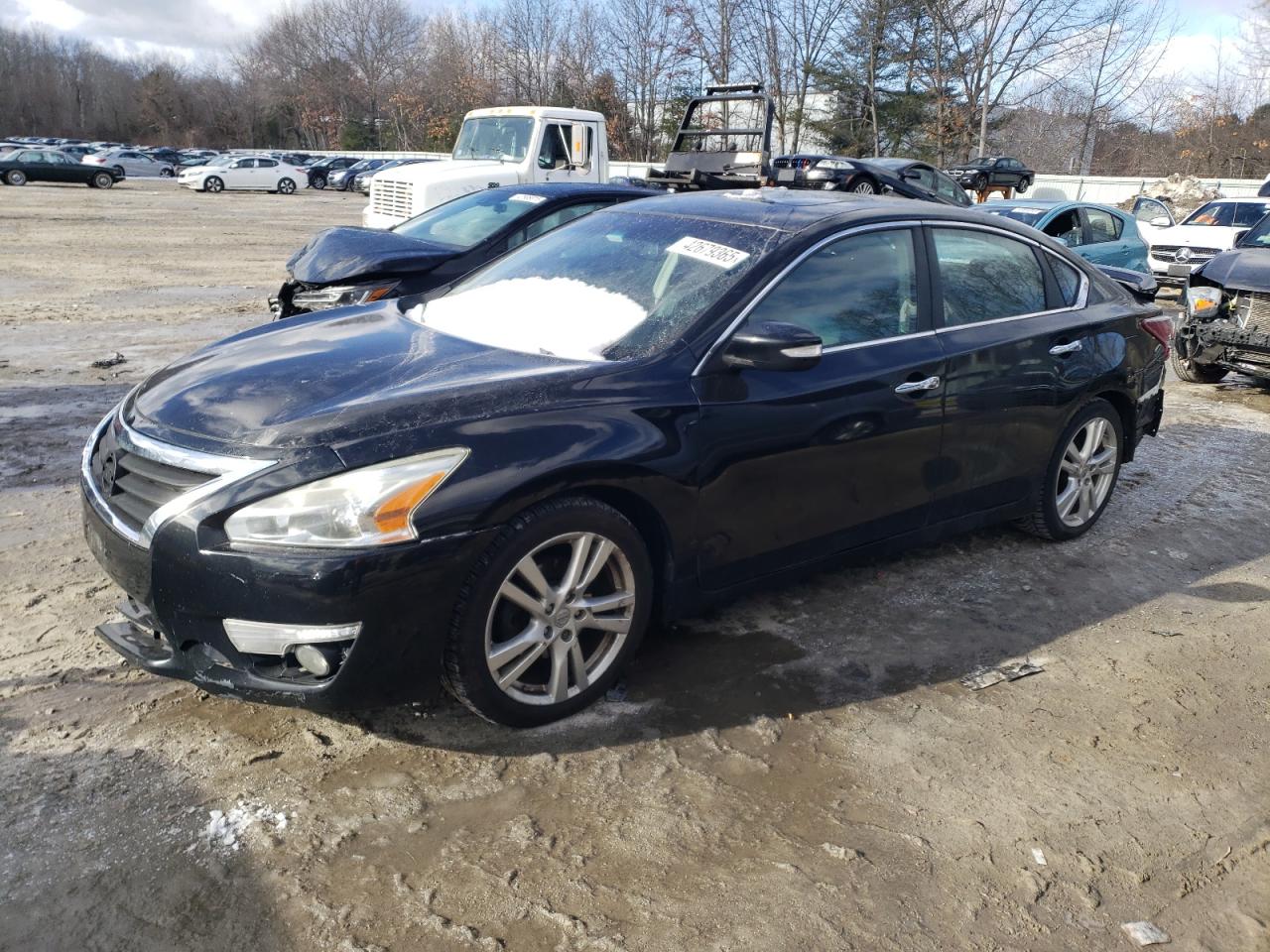 2013 Nissan Altima - Image 1