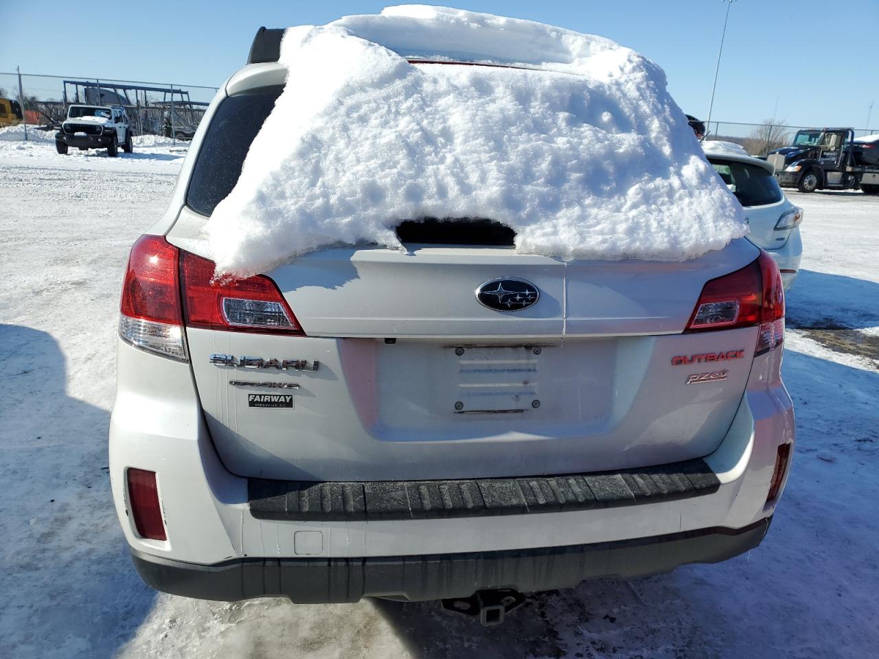 2012 Subaru Outback - Image 6