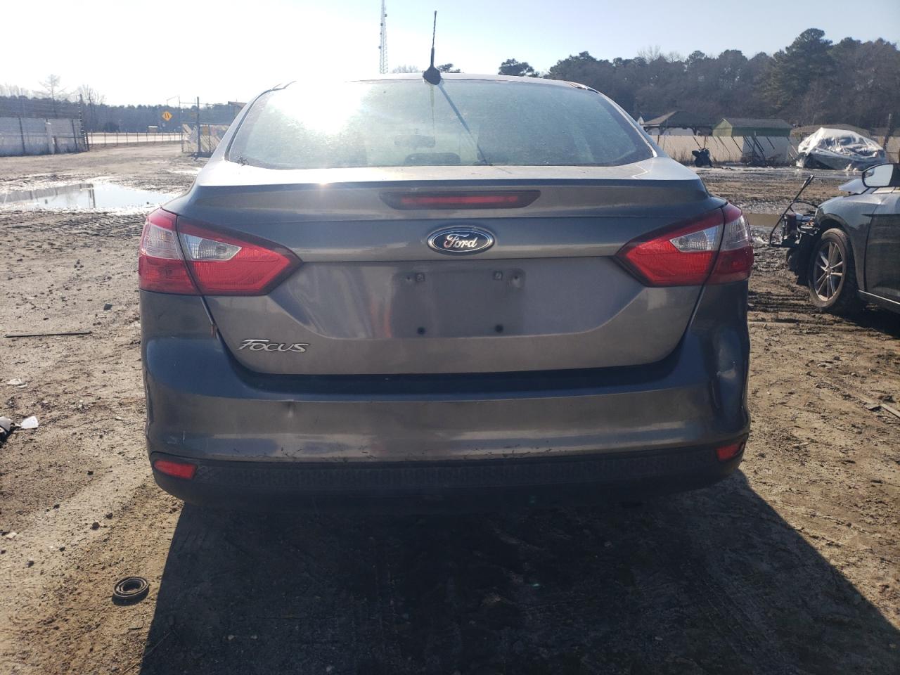 2012 Ford Focus - Image 6