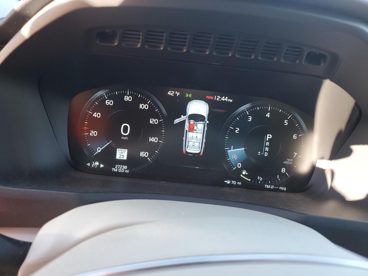 2018 Volvo XC90 - Image 9