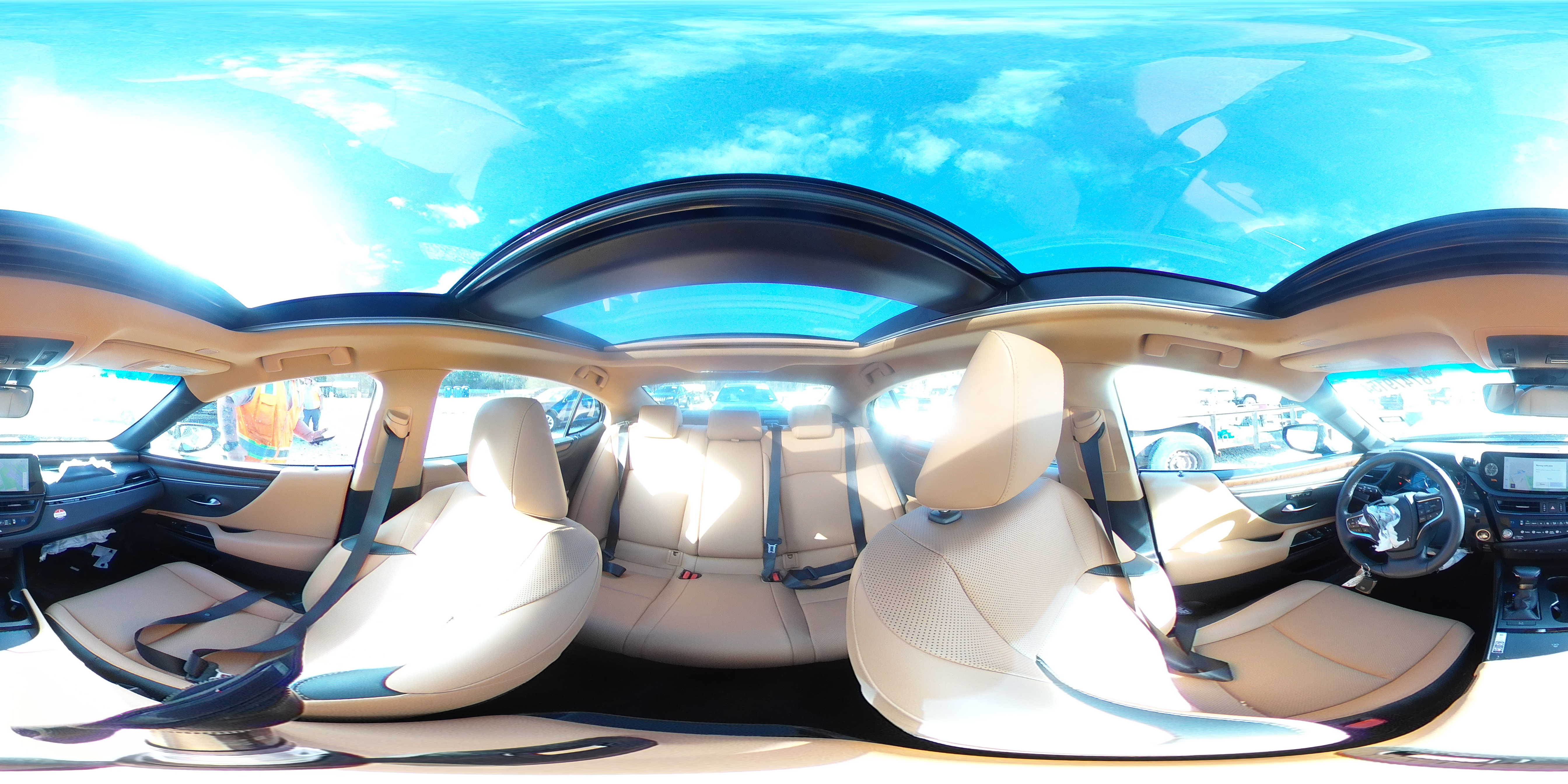 2024 Lexus ES - Image 15