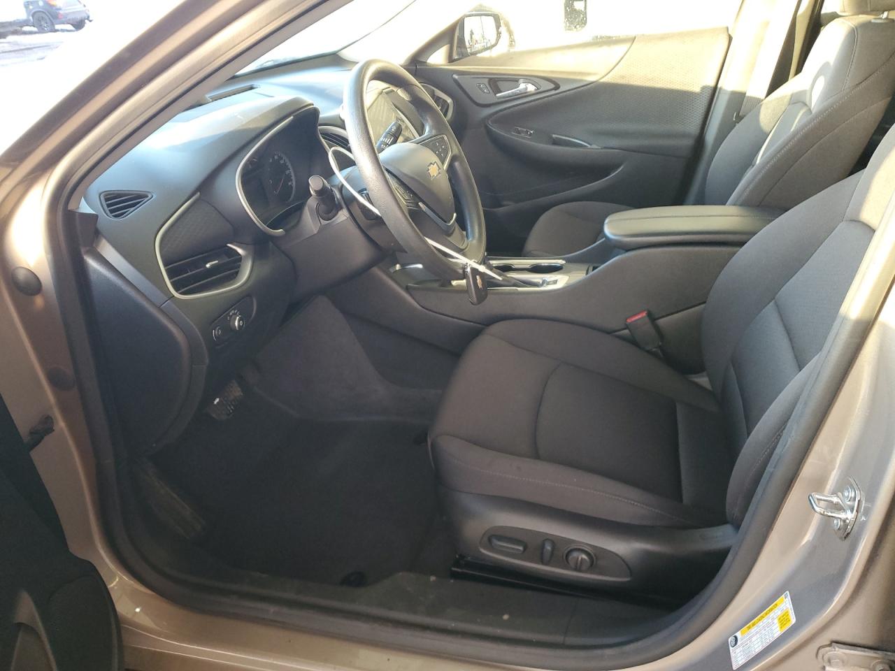 2023 Chevrolet Malibu - Image 7