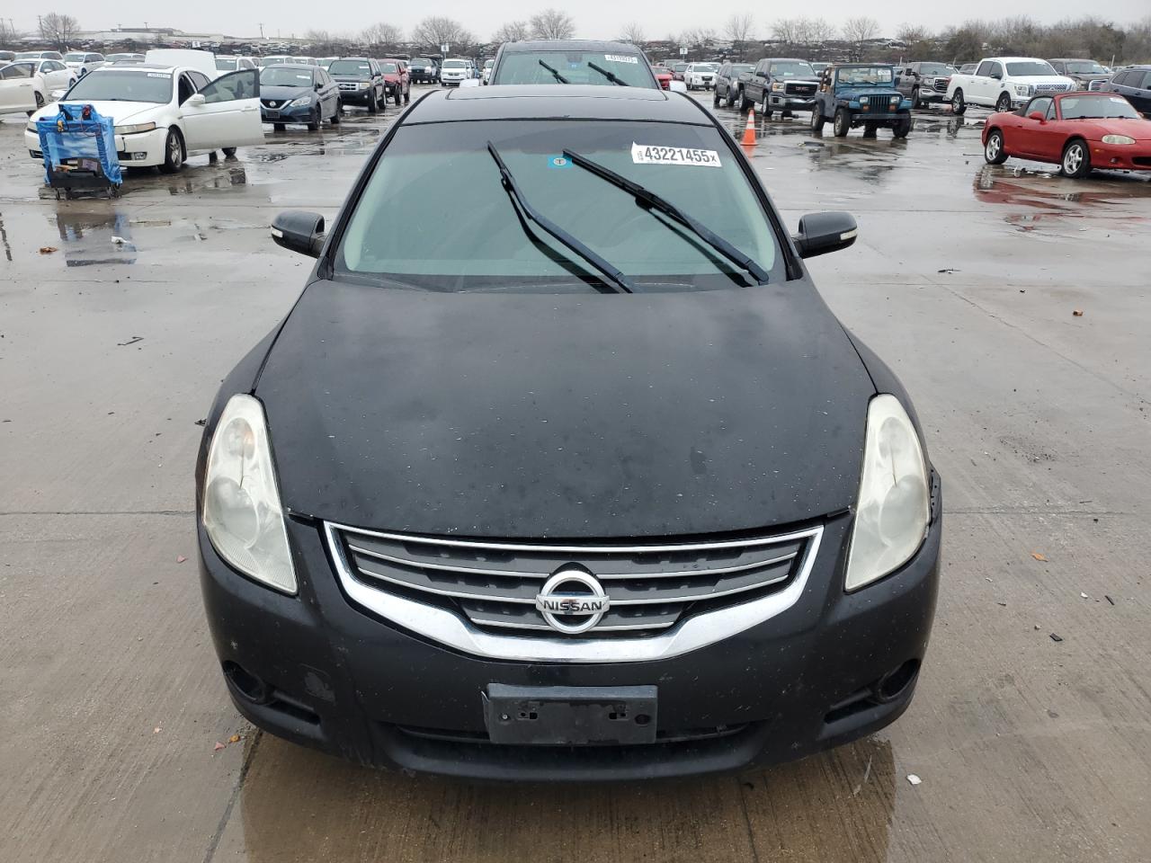 2011 Nissan Altima - Image 5