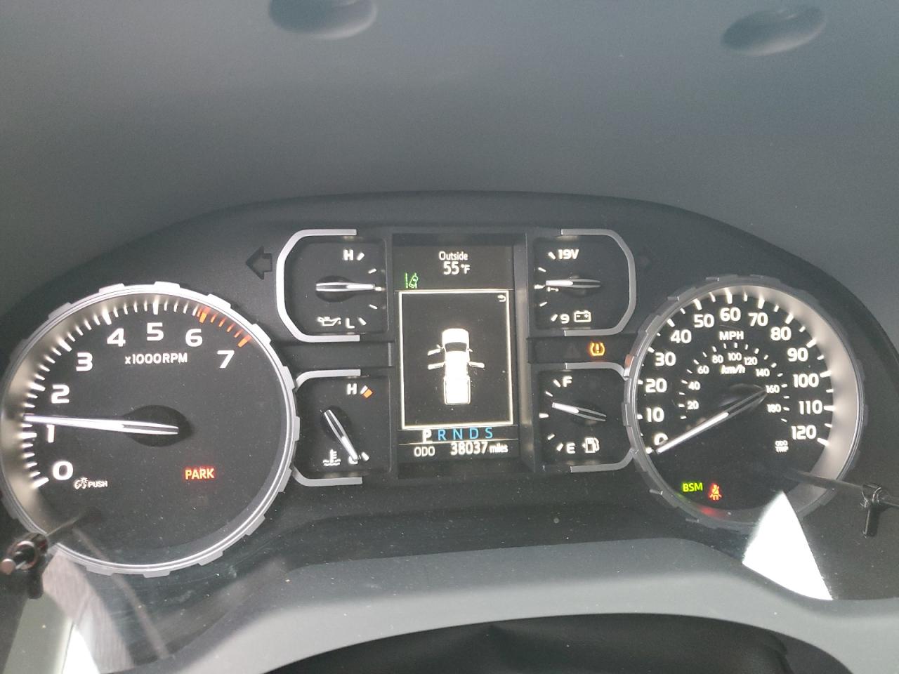 2021 Toyota Tundra - Image 9
