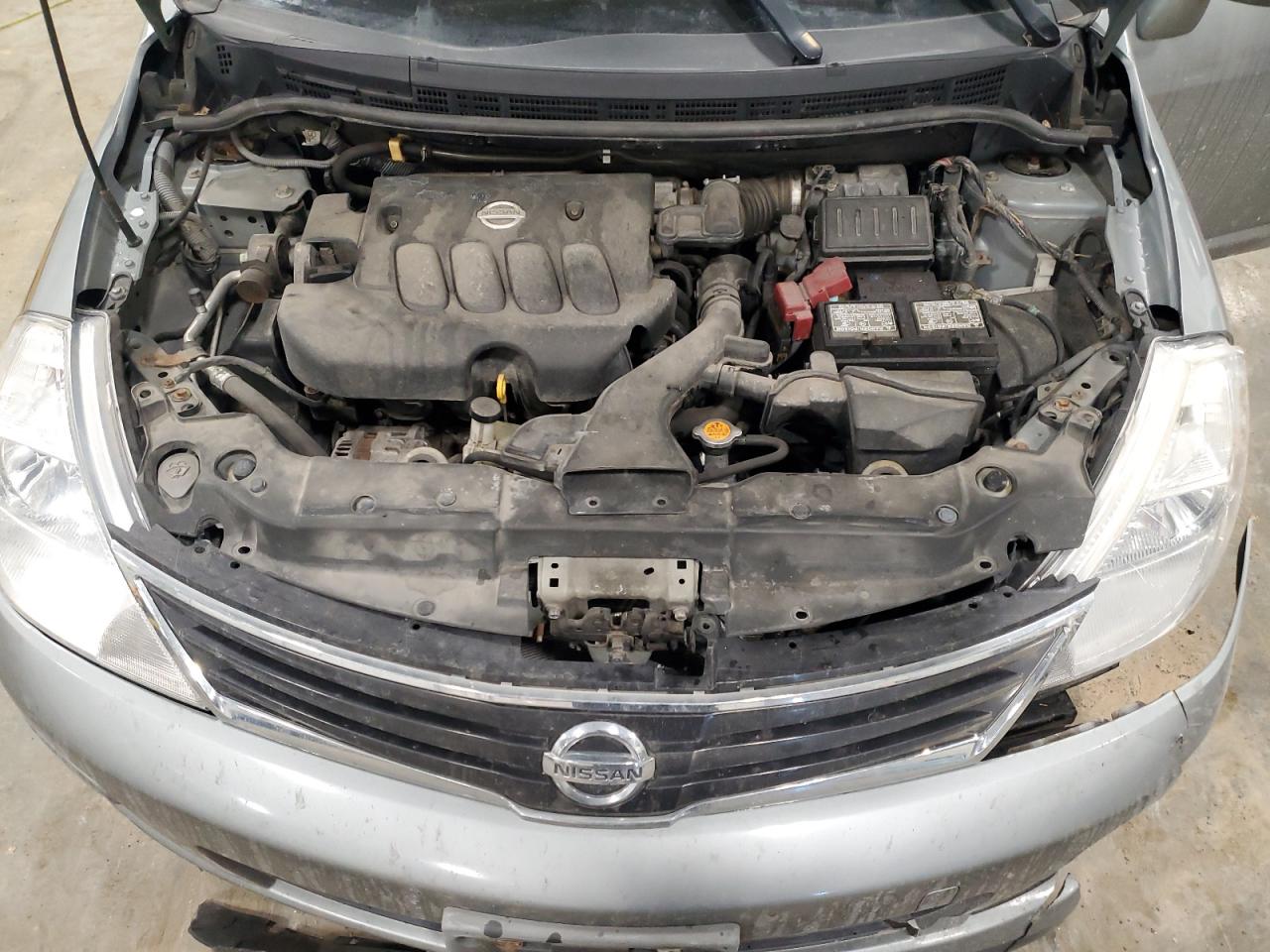 2011 Nissan Versa - Image 12
