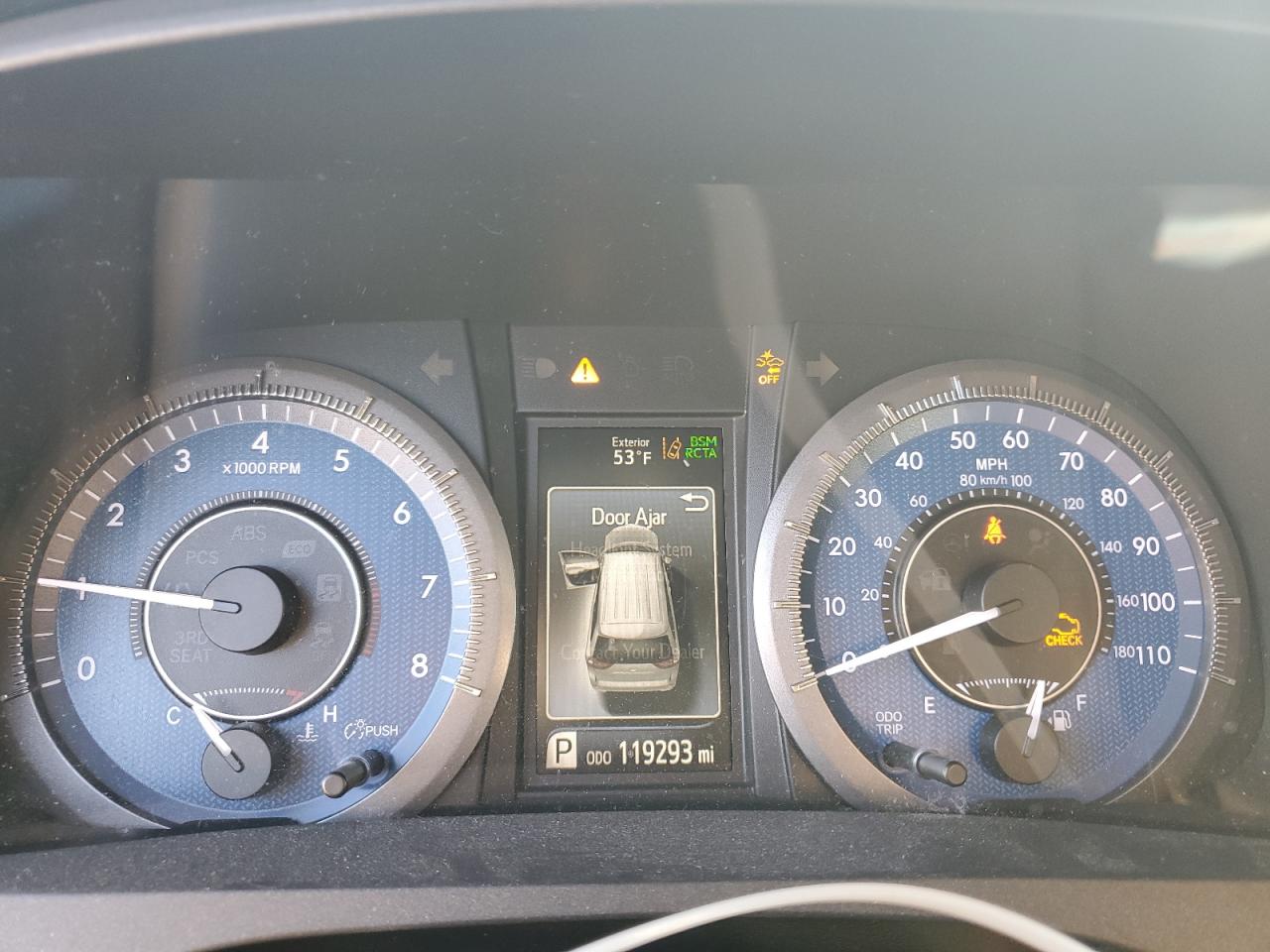 2018 Toyota Sienna - Image 9