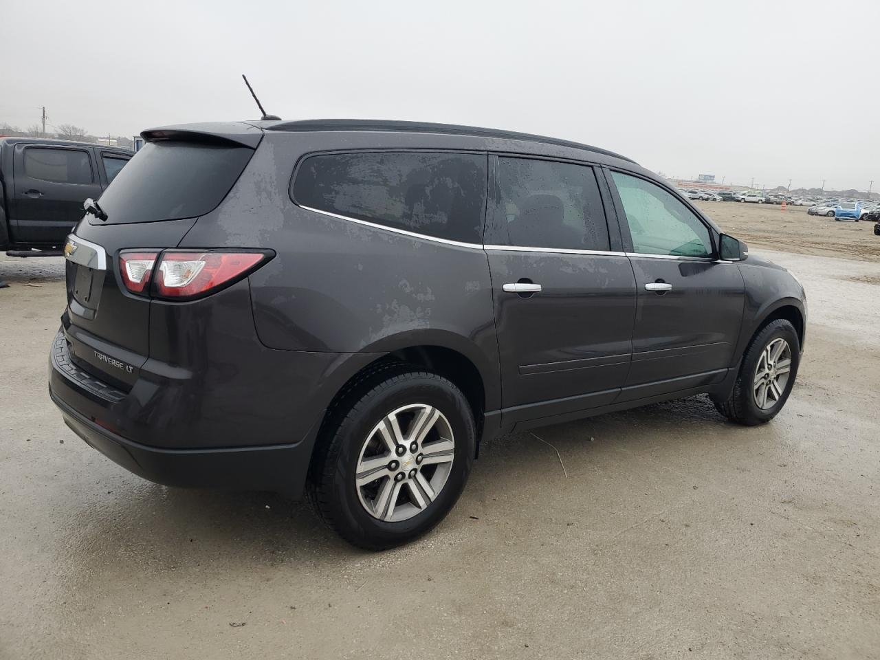 2015 Chevrolet Traverse - Image 3