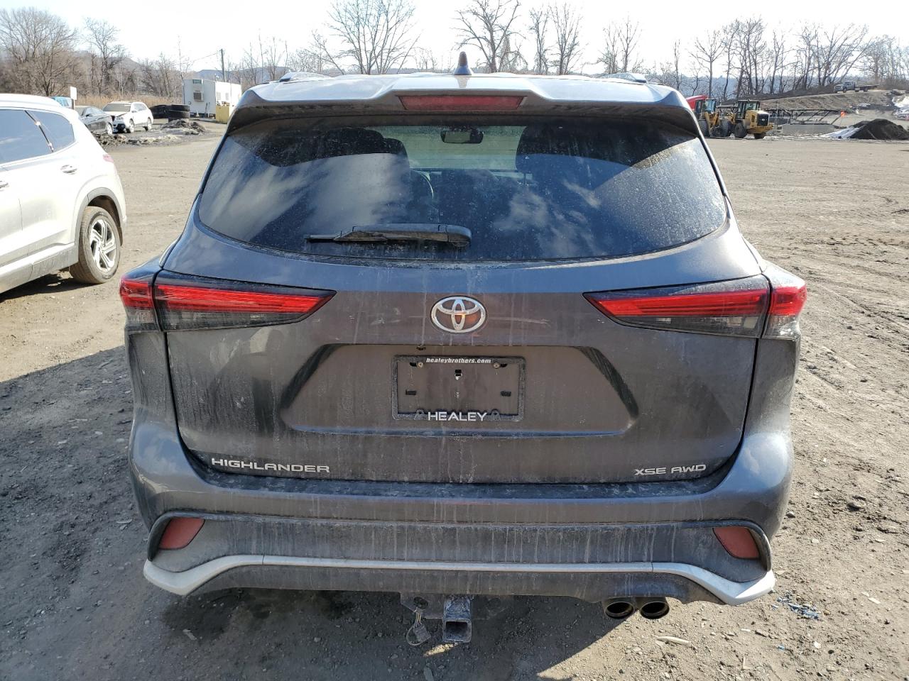 2021 Toyota Highlander - Image 6