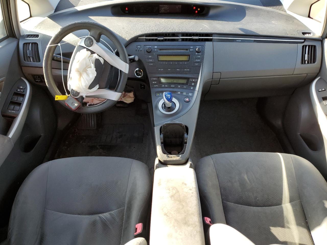 2010 Toyota Prius - Image 8