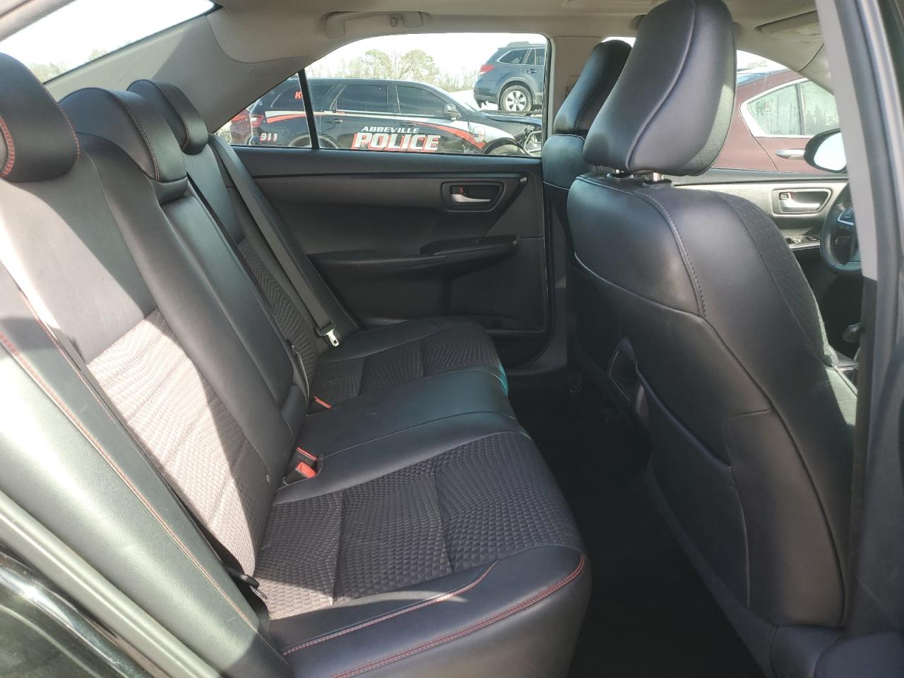 2015 Toyota Camry - Image 10