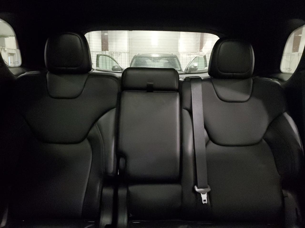 2019 Jeep Grand Cherokee - Image 10