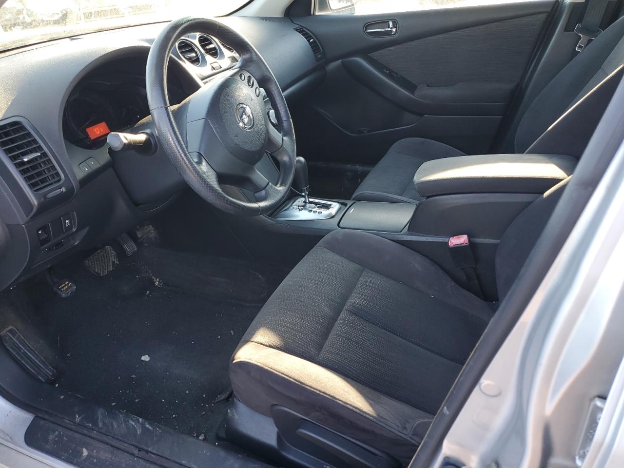 2012 Nissan Altima - Image 7