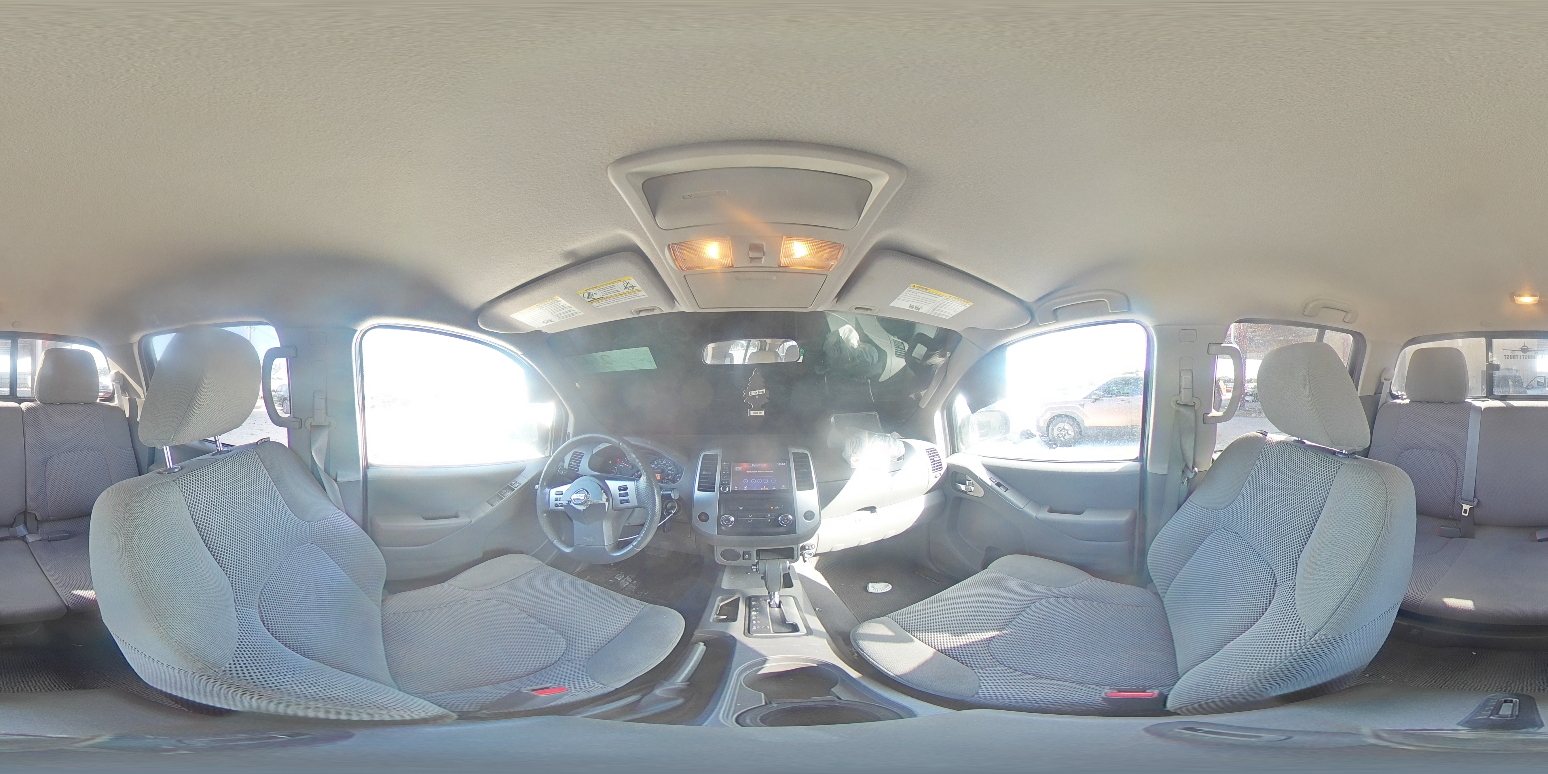 2019 Nissan Navara (Frontier) - Image 13
