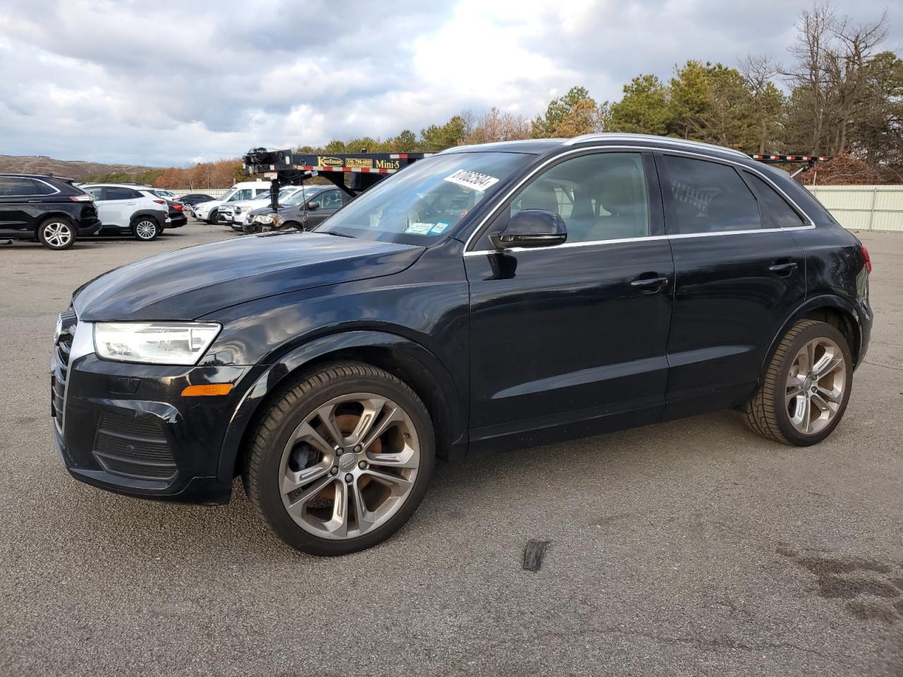 2016 AUDI Q3