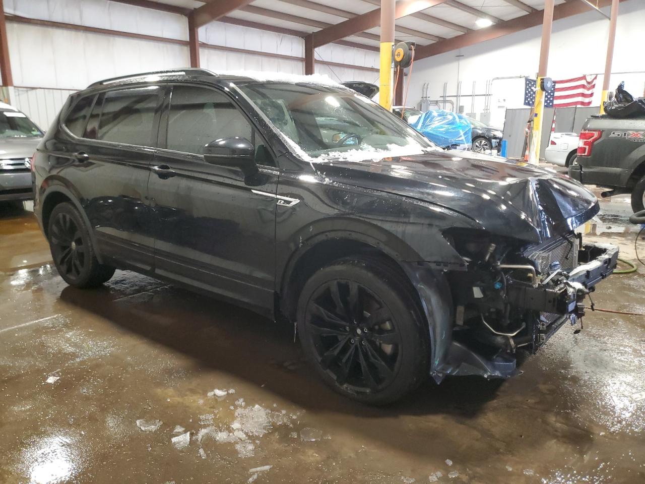 2021 Volkswagen Tiguan - Image 4