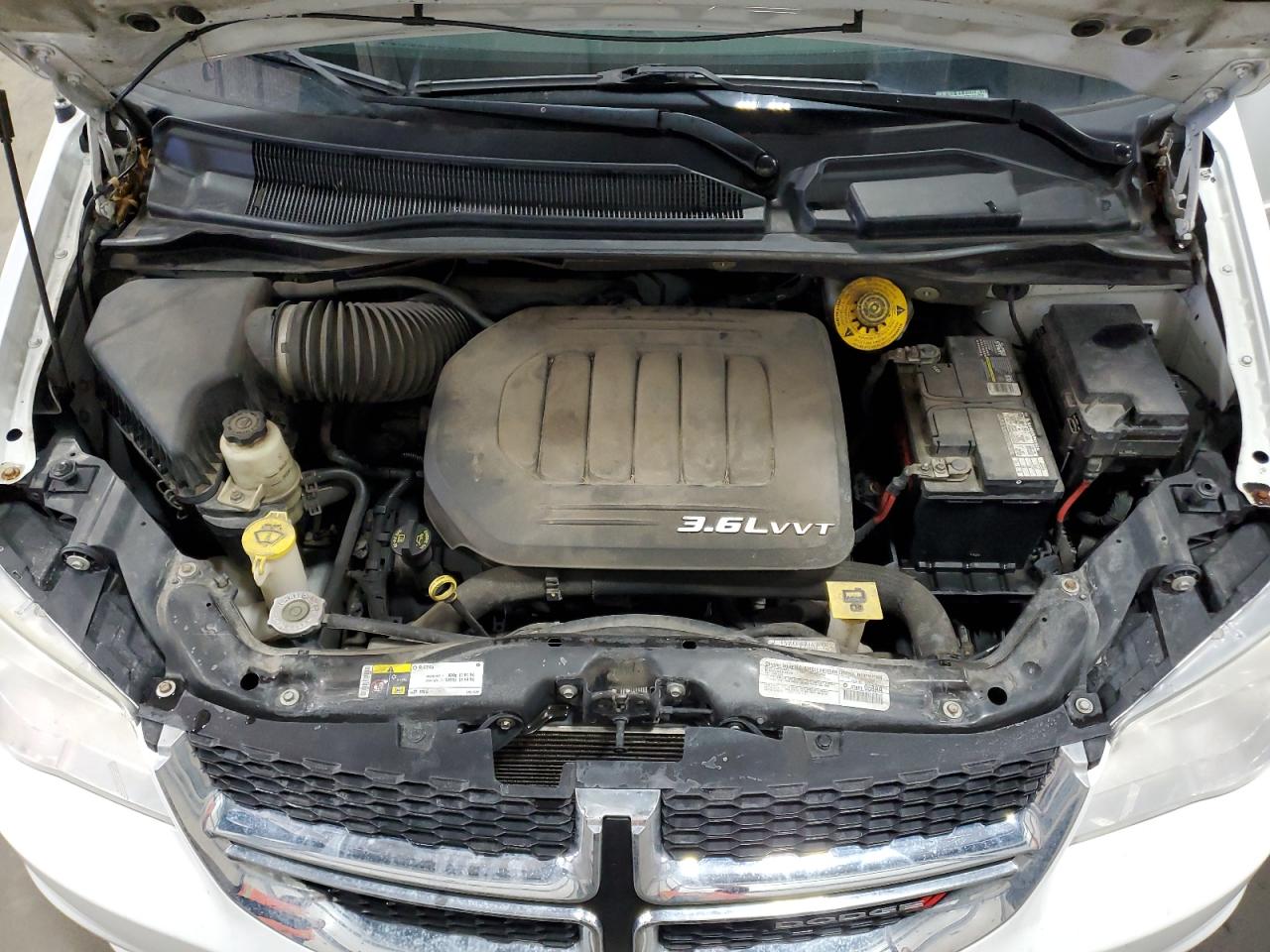 2014 Dodge Caravan - Image 13