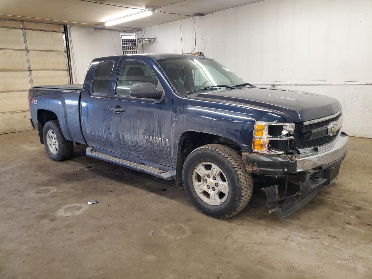 2008 Chevrolet Silverado - Image 4