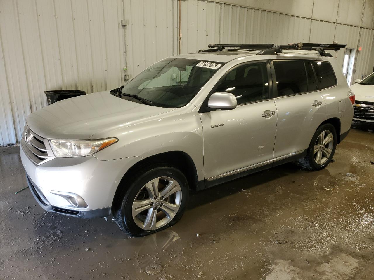 2011 Toyota Highlander - Image 1