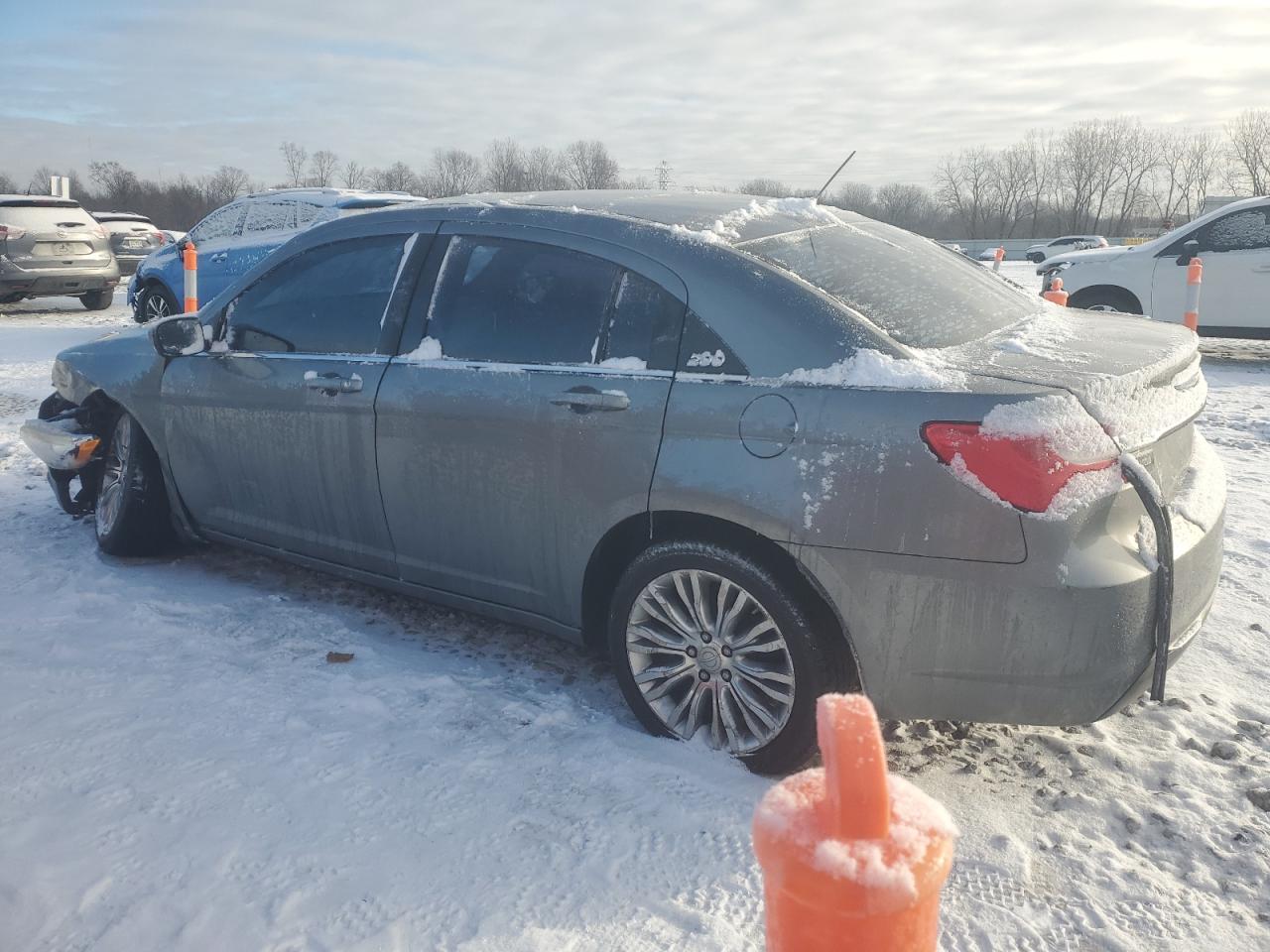 2012 Chrysler 200 - Image 2