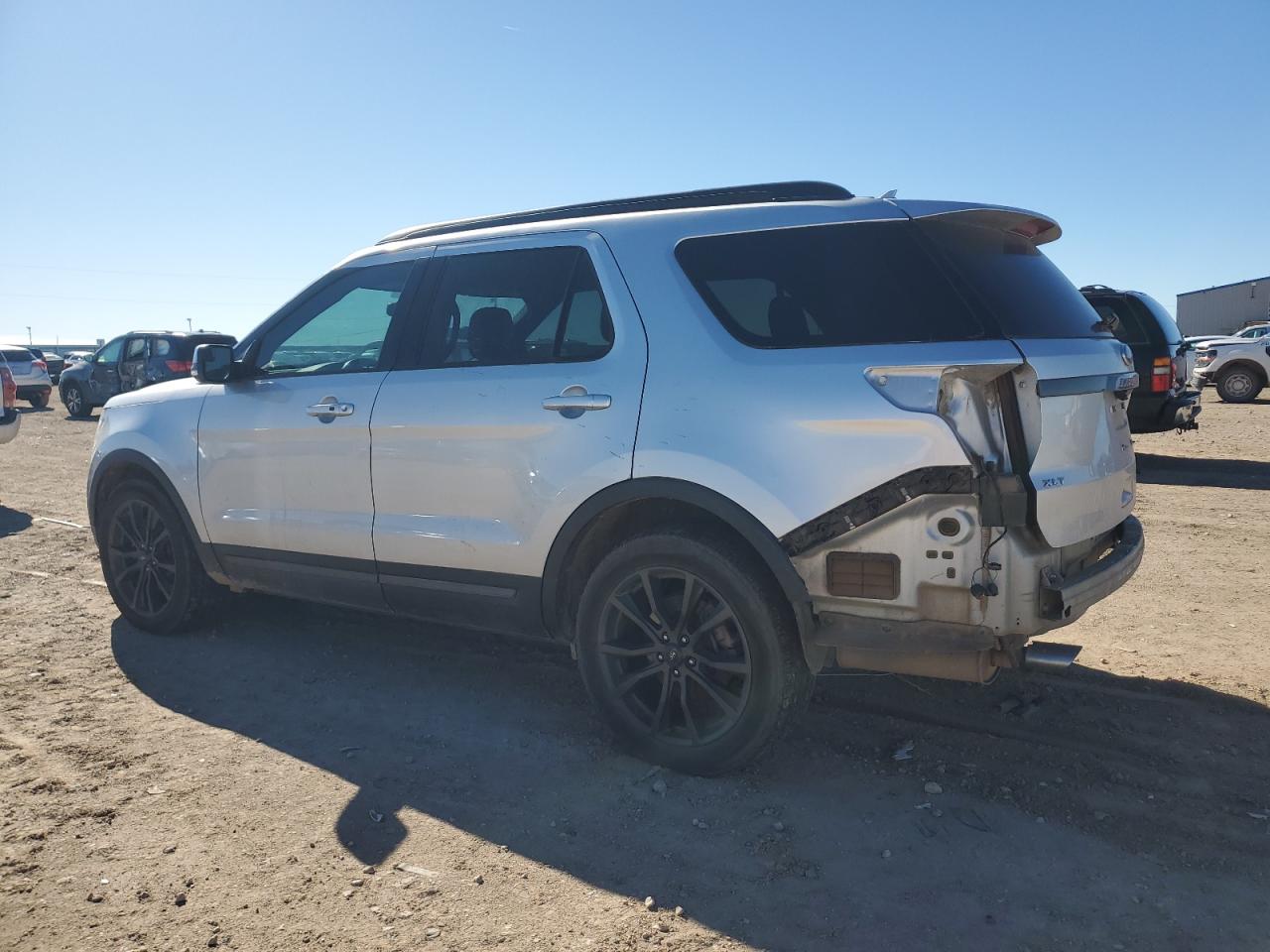 2018 Ford Explorer - Image 2