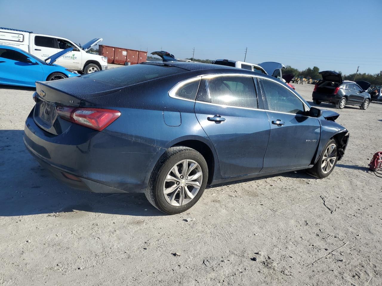 2021 Chevrolet Malibu - Image 3