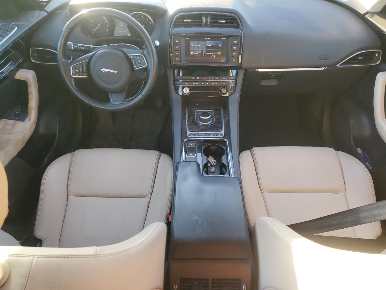 2018 Jaguar F-Pace - Image 8