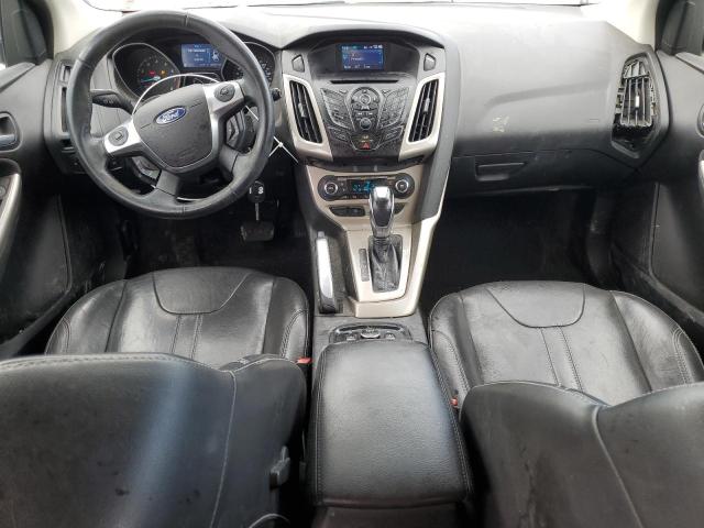 Хетчбеки FORD FOCUS 2012 Білий