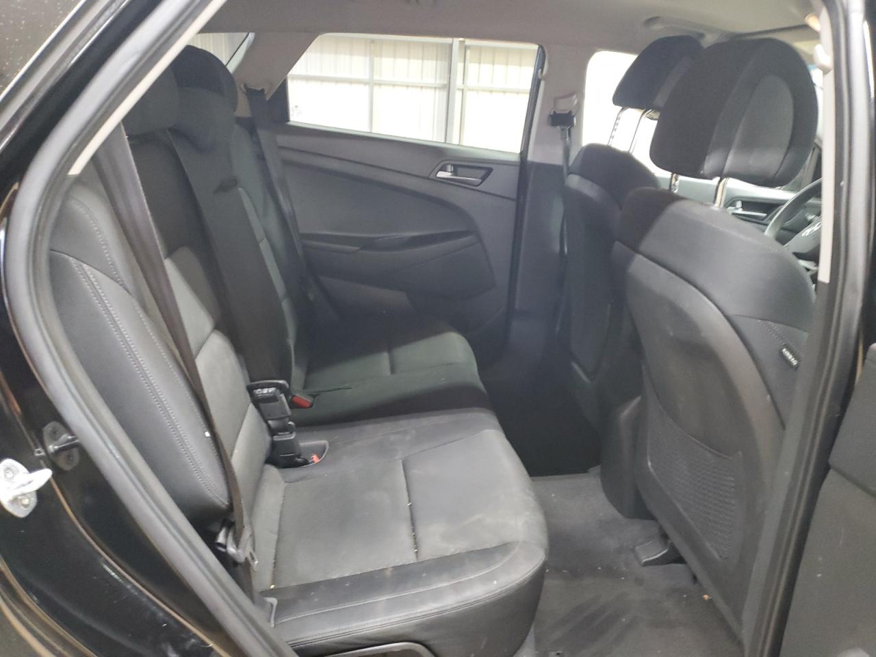 2016 Hyundai Tucson - Image 11