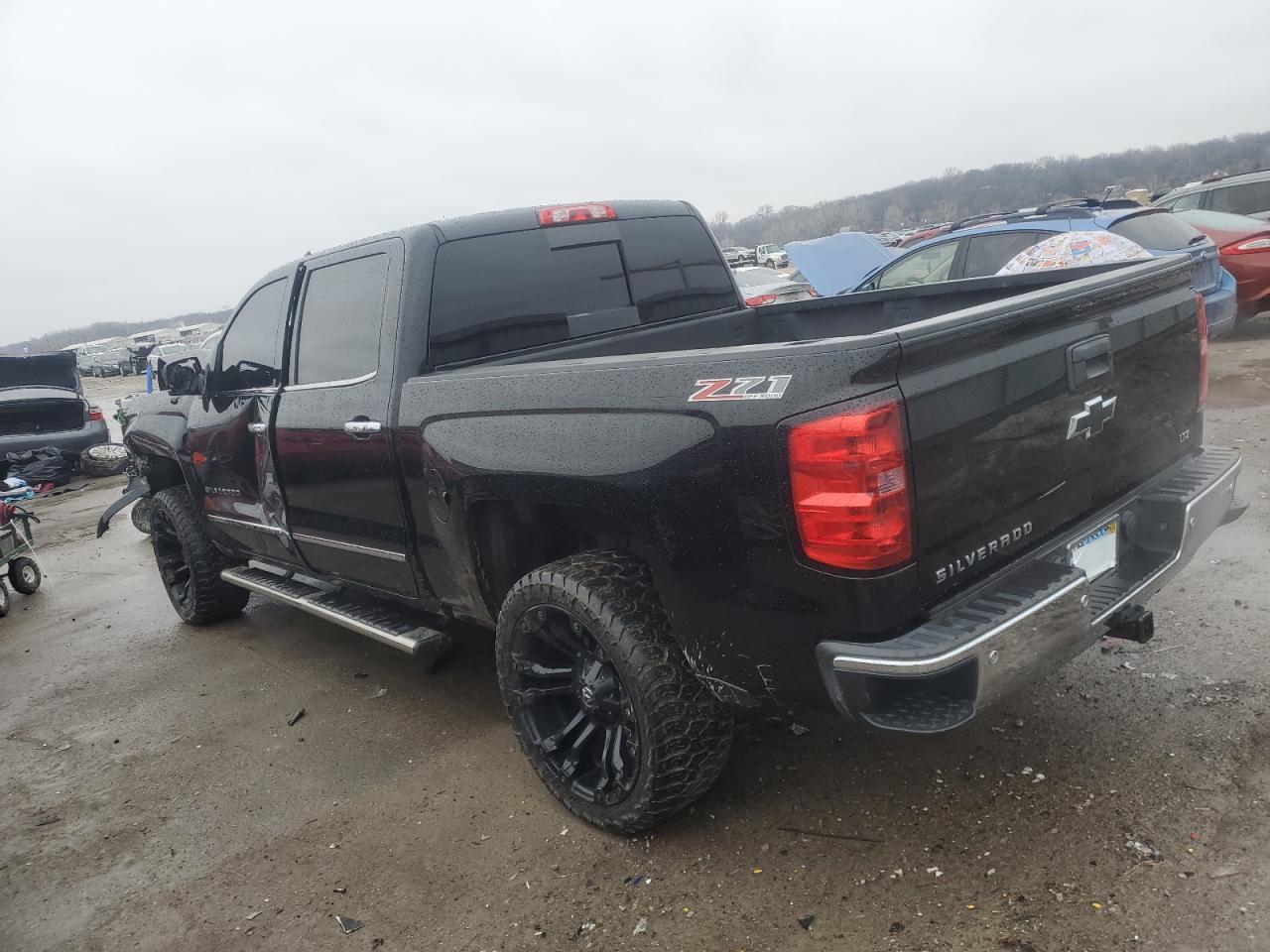 2015 Chevrolet Silverado - Image 2
