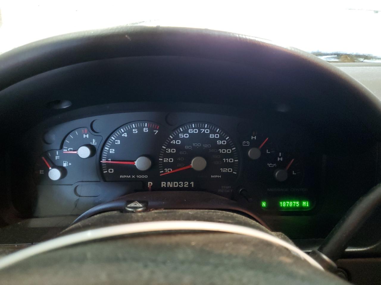 2004 Ford Explorer - Image 9