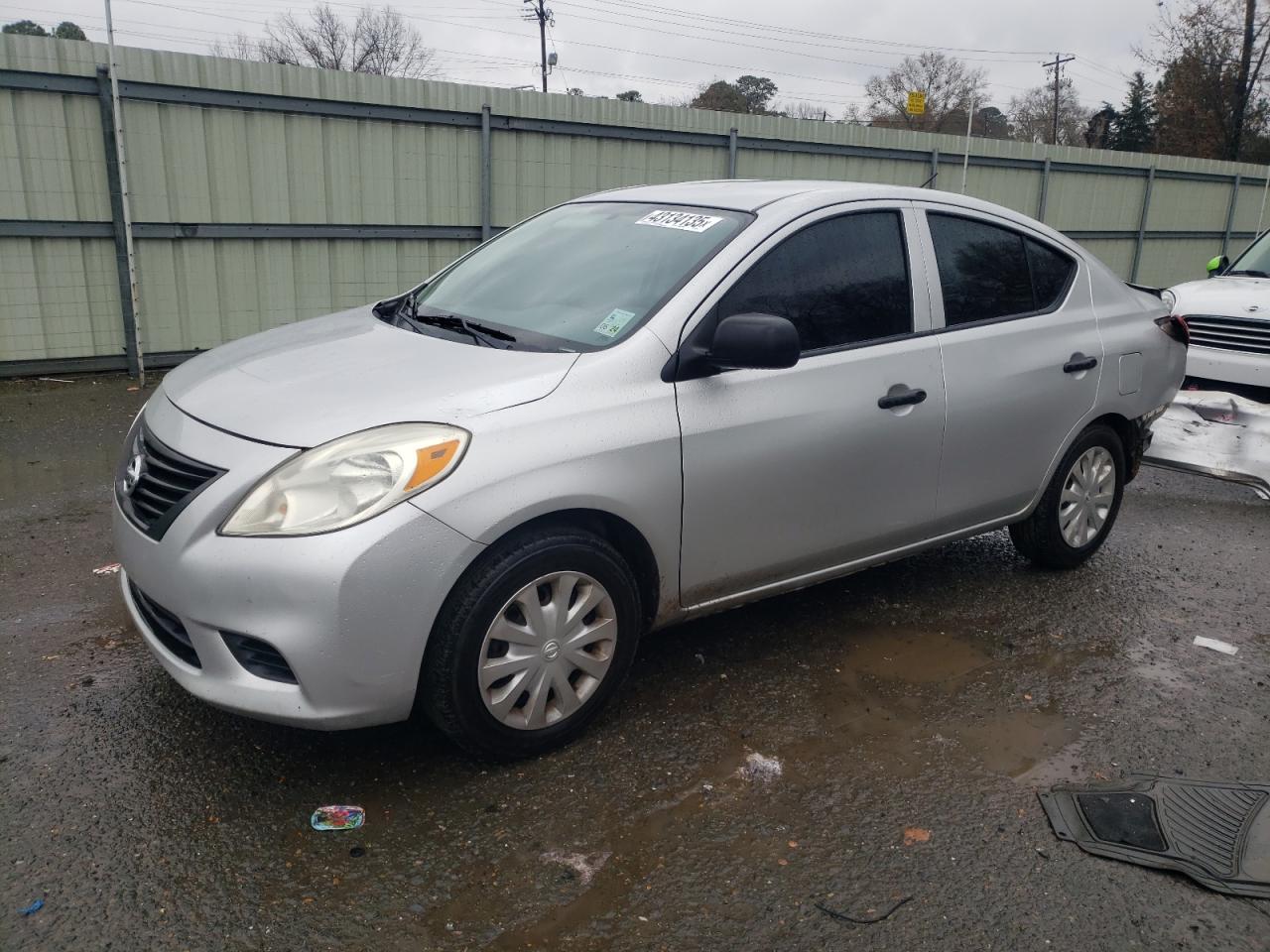 2014 Nissan Versa - Image 1