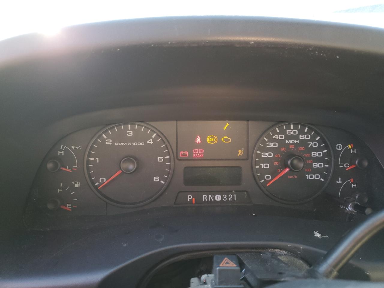 2005 Ford F250 - Image 9