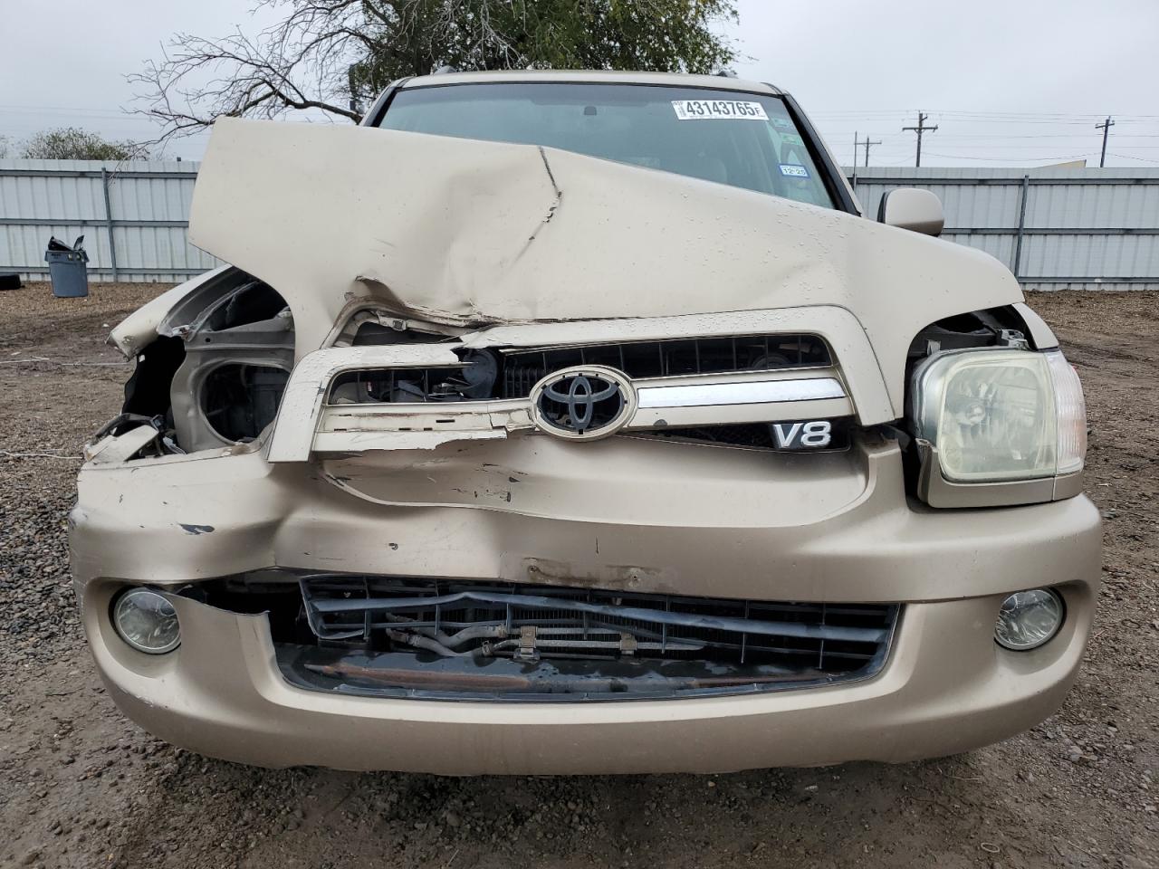 2005 Toyota Sequoia - Image 5