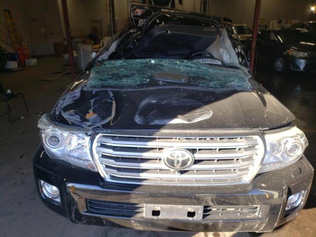  TOYOTA LAND CRUIS 2013 Черный