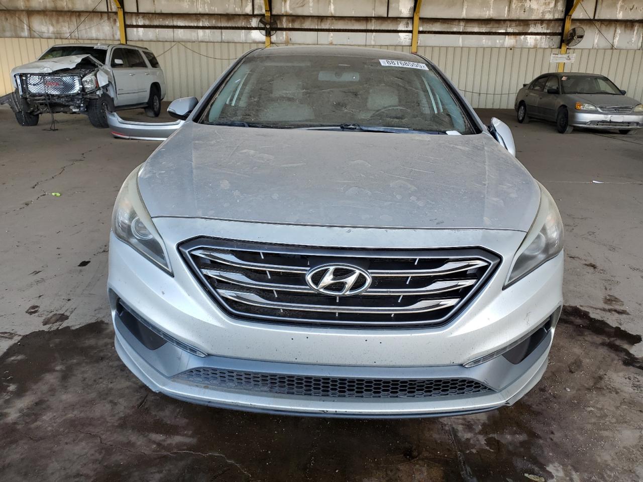 2016 Hyundai Sonata - Image 5